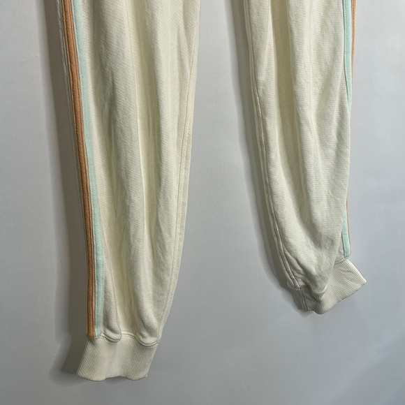 Faherty Molli side-striped pocketed high waist drawstring joggers - Picture 3 of 10